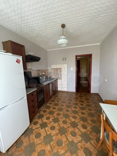 3-к. квартира, 80 м², 5/5 эт.