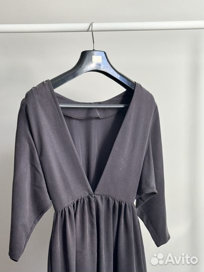 Платье Unique Fabric Черешня с открытой спиной