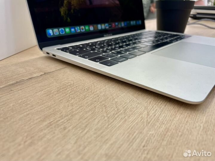 Ноутбук Apple MacBook Air 2018