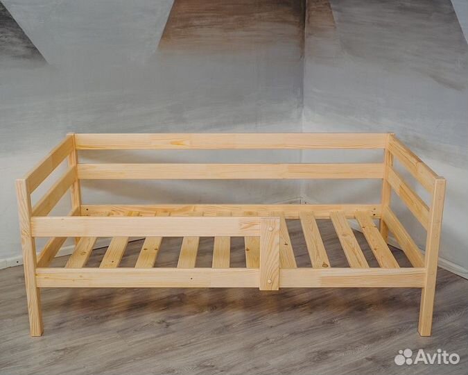 Кровать детская