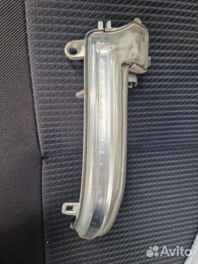 Повторитель поворота в зеркало bmw x1 e84