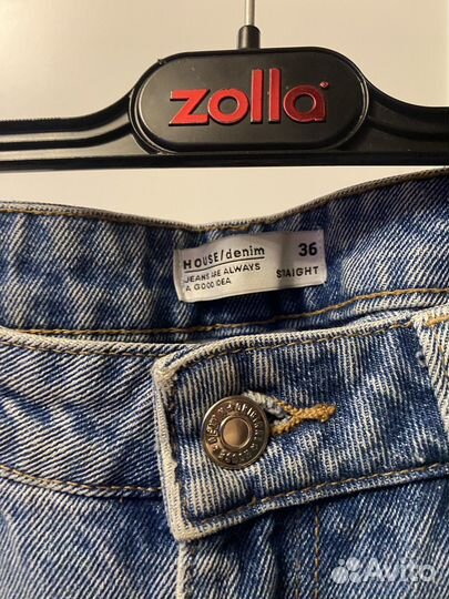 Джинсы женские широкие с нашивкой Багс Банни levis