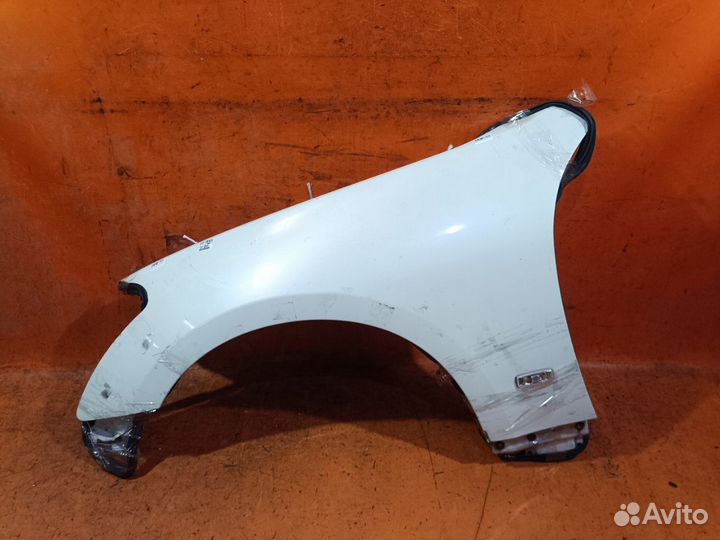 Крыло левое Nissan Fuga PY50