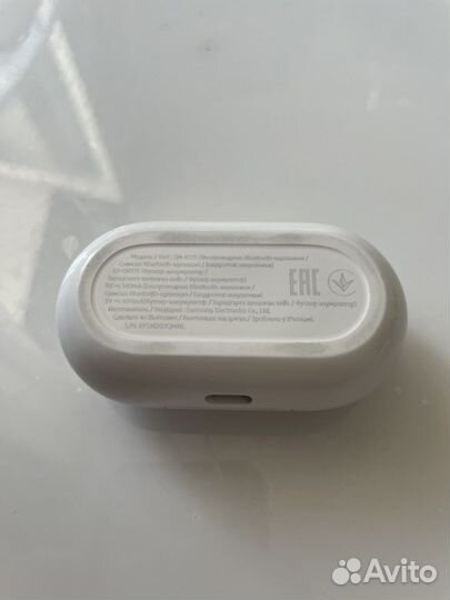 Беспроводные наушники Samsung galaxy buds plus