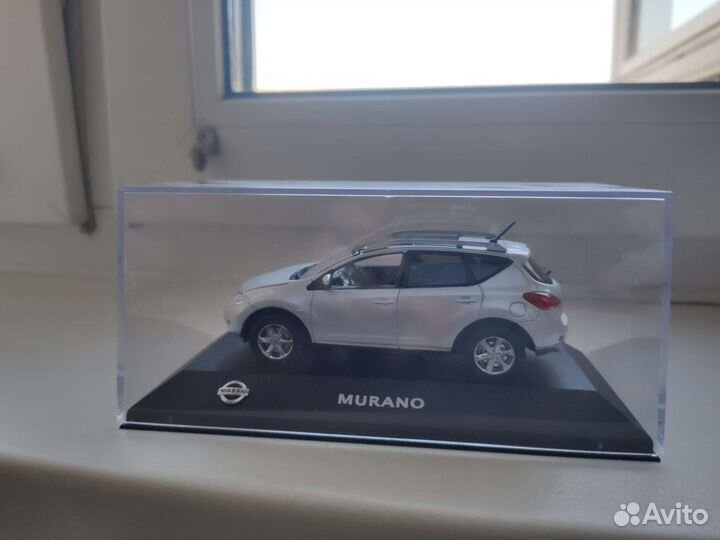 Модель 1:43 Nissan Murano