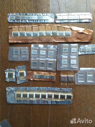 Продаю радиодетали (микросхемы Au) СССР