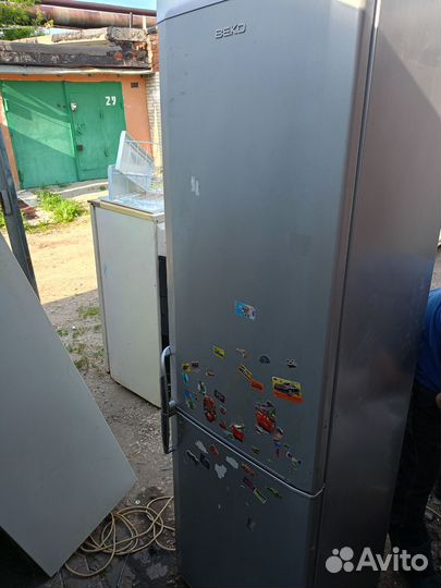 Холодильник бу