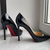 christian louboutin pigalle plato