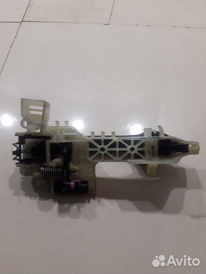 Ручка двери (передняя правая внешняя) (Kia Seltos)