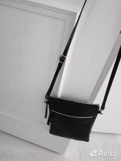 Сумка планшет amore черная