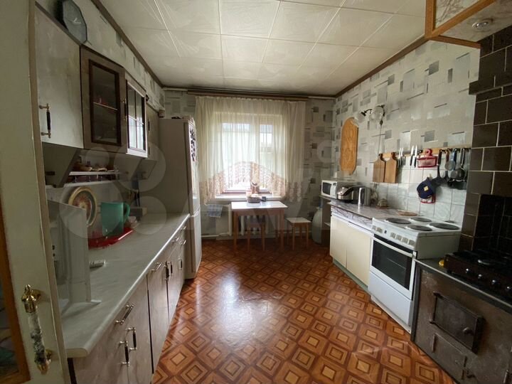 Дом 203 м² на участке 12 сот.