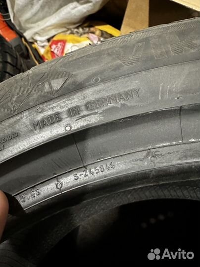 Continental ContiVikingContact 7 235/45 R18 98T