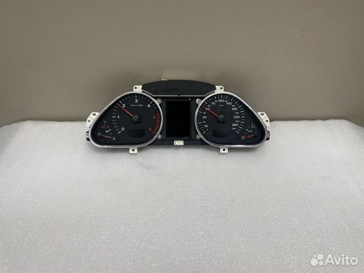 Панель приборов Ауди А6 С6