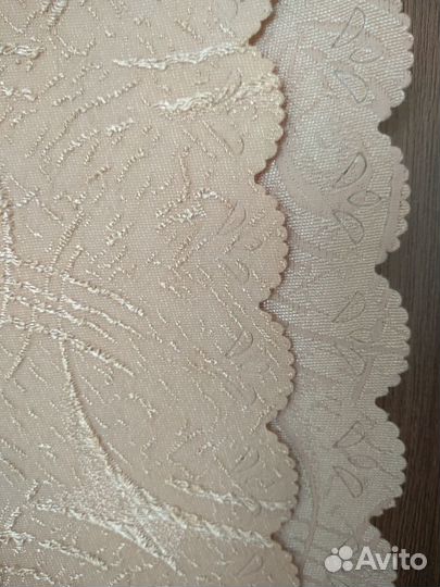 Шторы 2 полотна высота 243, ширина156,цвет бежевый