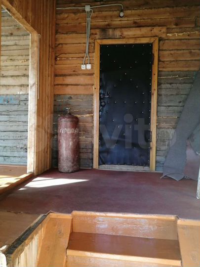 3-к. квартира, 54 м², 1/1 эт.