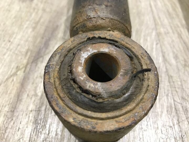 Амортизатор задний Opel Astra J A20DTH 2011