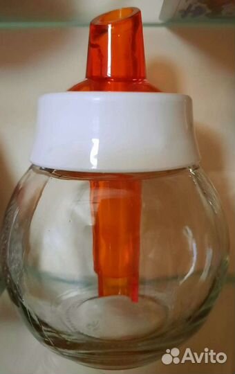 Сахарница стеклянная с дозатором новая