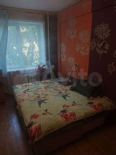 Комната 15 м² в 4-к., 3/5 эт.