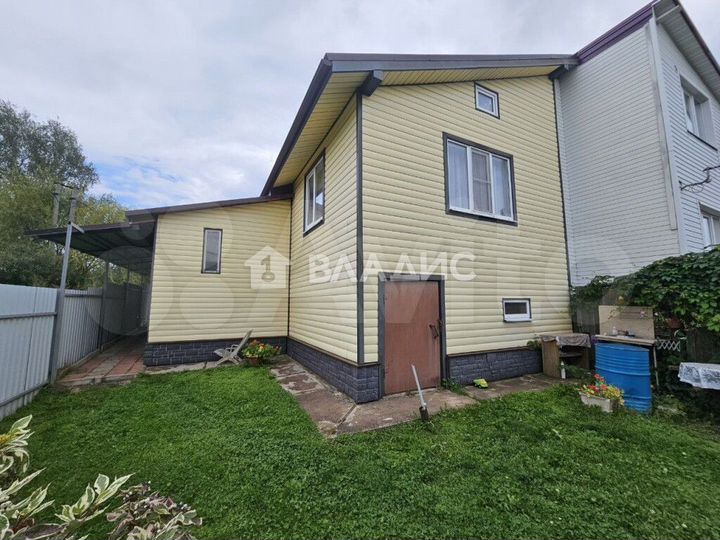 Дом 130 м² на участке 8 сот.