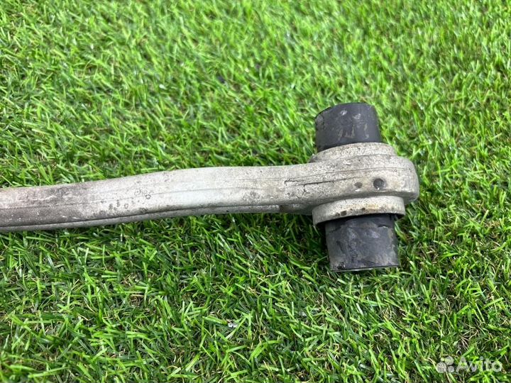 Рычаг подвески задний правый Mercedes-Benz C-Class