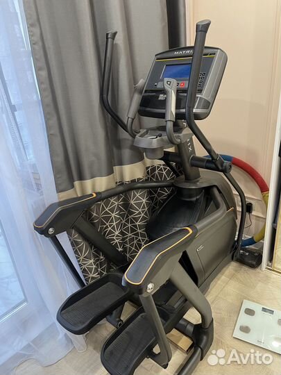 Эллиптический тренажер Matrix E30XR Эллипс/Степпер