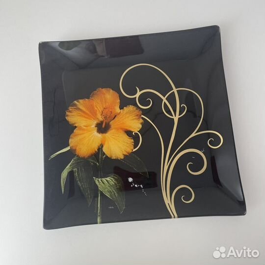 Набор тарелок