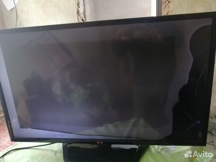 Телевизоры на запчасти