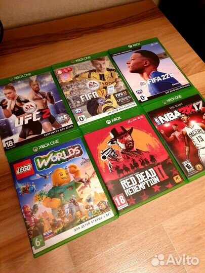 Xbox One 500Gb + 6 игр на дисках