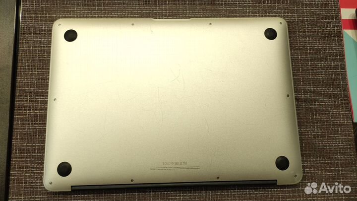 Apple MacBook Air 13 Early 2015 (13.3, i5, 8gb)