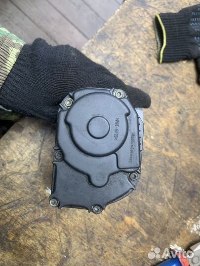 Дросельная заслонка Audi a4 b5 1.6, 101 л.с