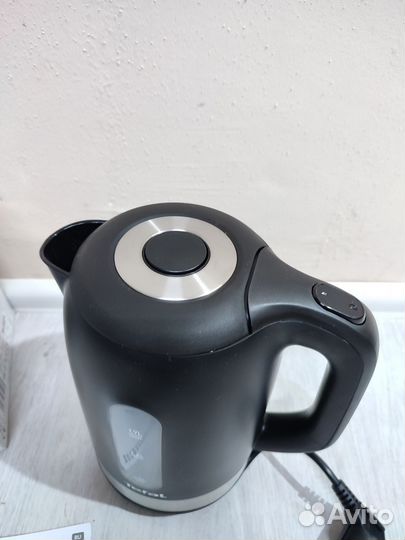 Электрический чайник Tefal KO330830