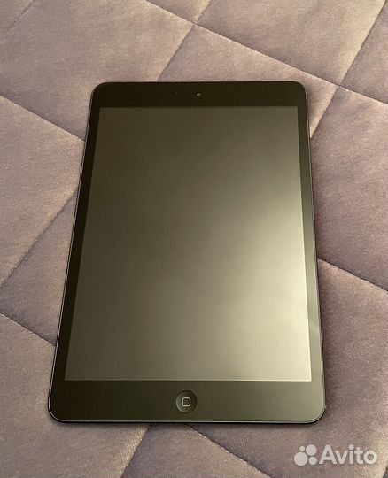 Apple iPad mini 16Gb Wi-Fi Black (md528rs/A)