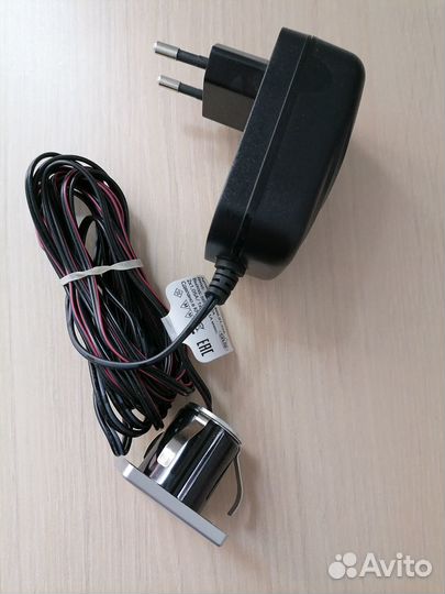 Розетка встраиваемая 2X USB с переходником 220В