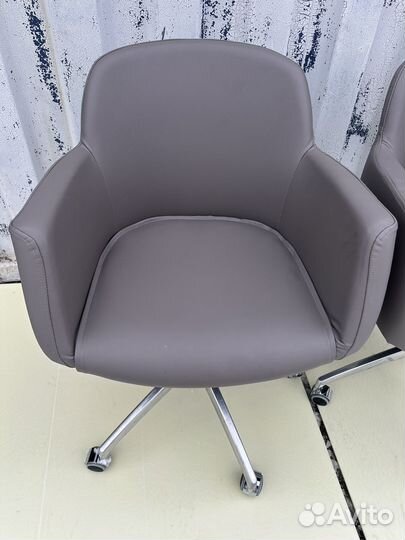 Компьютерное кресло estel group