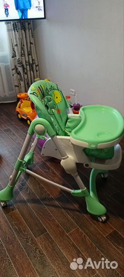 Стульчик для кормления babyton