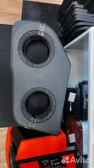 Подиум на передние двери LADA Priora 16*16*рупор