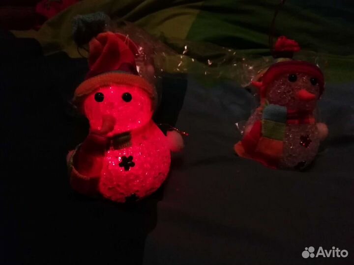 Игрушка новогодняя Снеговик светящийся