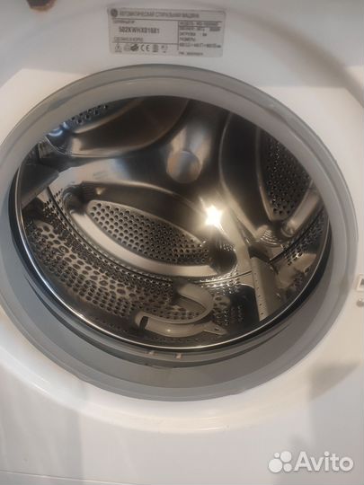 Продам стиральную машину LG Direct Drive 5кг WD102