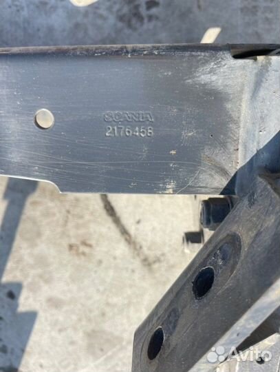 Кронштейн воздушного фильтра в сборе Scania