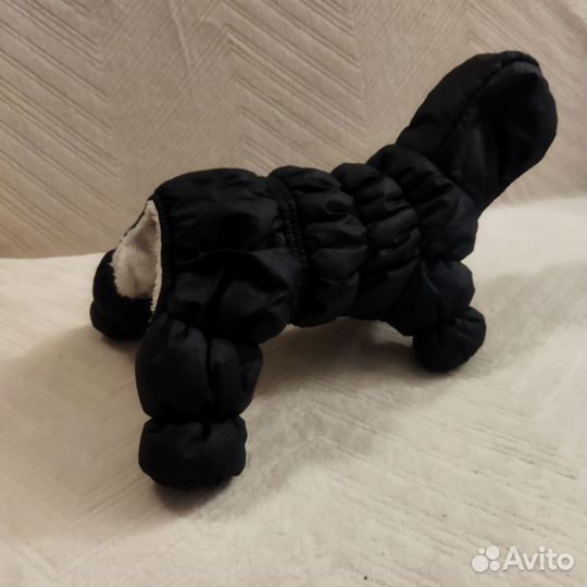 Комбинезон для маленькой собаки