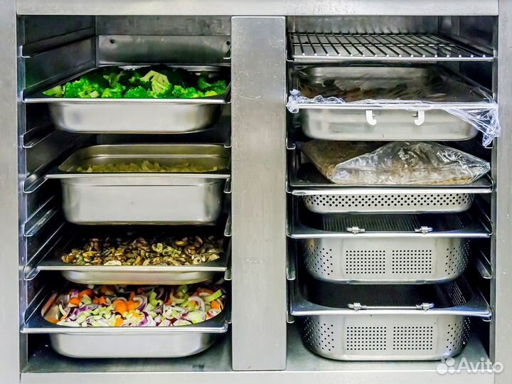 Холодильная камера для магазина, продуктового склада