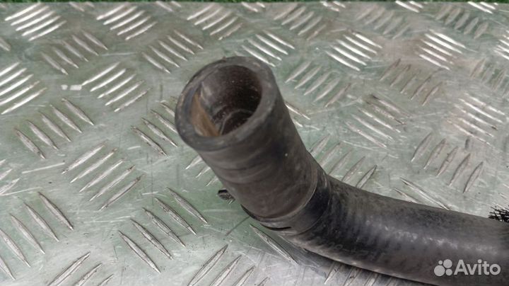 Патрубок системы охлаждения Ford Explorer 3