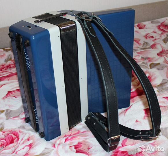 Новый аккордеон Weltmeister Cordal 3/4