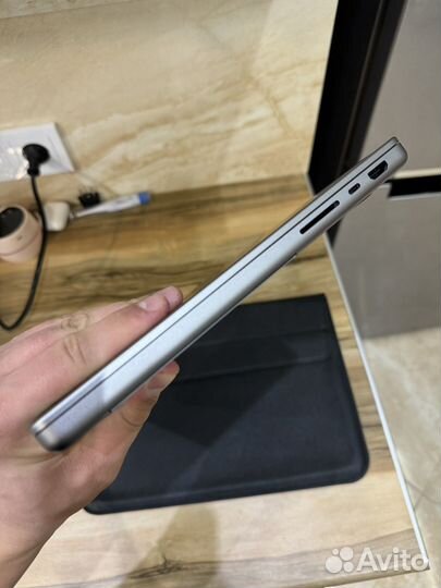 Apple macbook pro 14 m1 pro 16/512