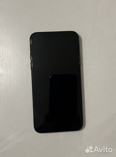 iPhone Xs, 64 ГБ