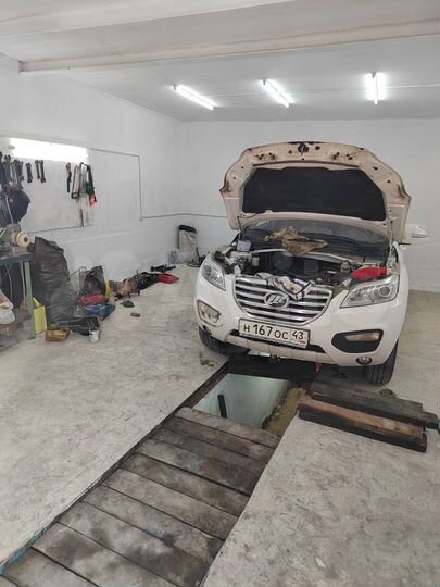 Гараж, > 30 м²