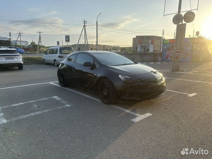 Opel Astra GTC 1.4 МТ, 2012, 175 000 км