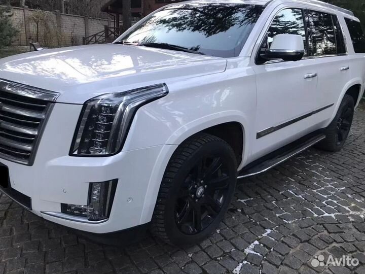 Cadillac Escalade 6.2 AT, 2017, 167 105 км