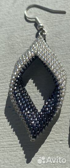 Серьги-ромбы из бисера