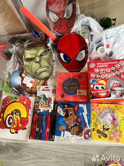 Праздничный набор, гирлянда, колпак, свечи